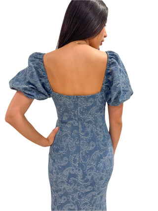 Back view of beautiful puff sleeve printed denim dress