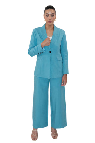 Womens power suit with contrasting buttons
