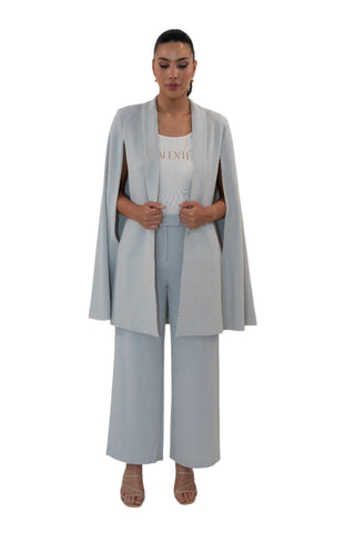 Grey elegant cape with matching pant.